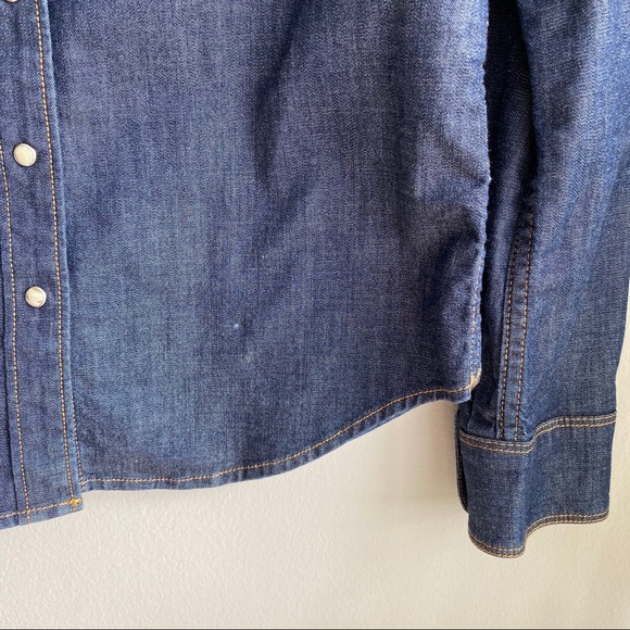 Levi’s Pearl Snap Denim Top Size M (fits like S) - Picture 5 of 8